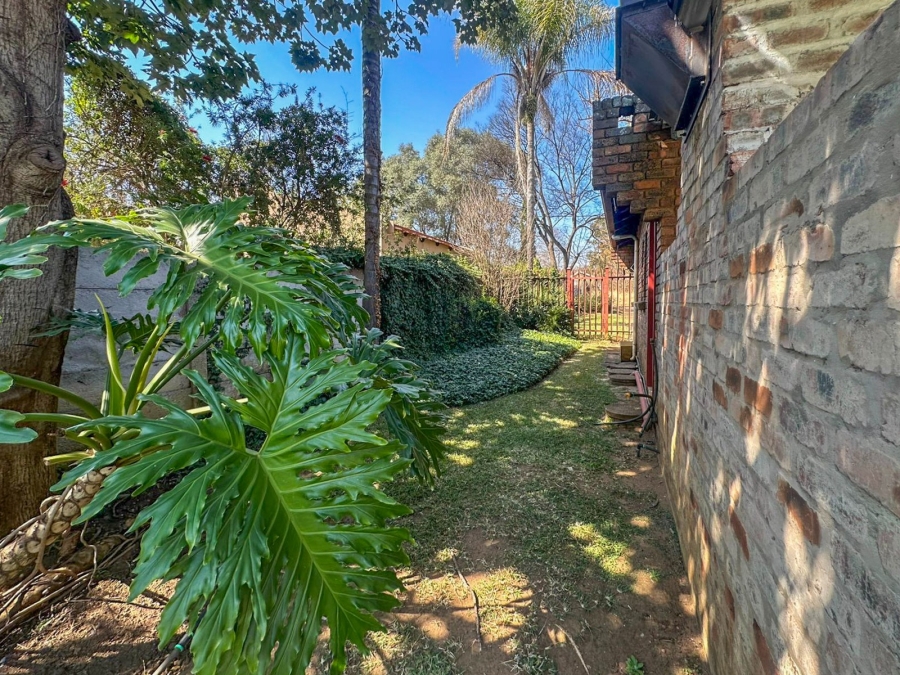 3 Bedroom Property for Sale in Meerhof North West
